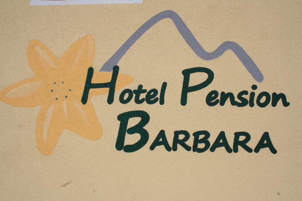 Hotel Pension Barbara Санкт Мартин ам Тененгебирге Екстериор снимка